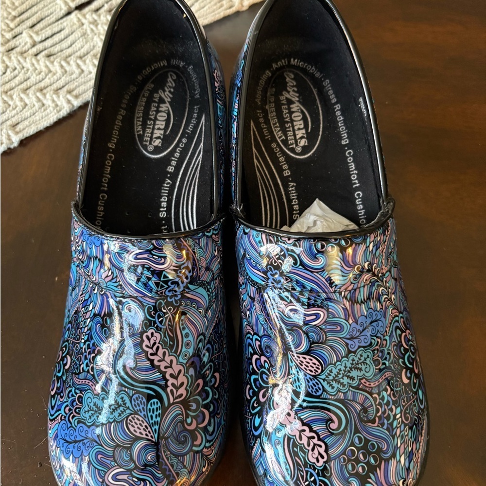 Easy Works By Easy Street Lyndee Slip-On paisley print new
size 12M - Picture 2 of 5